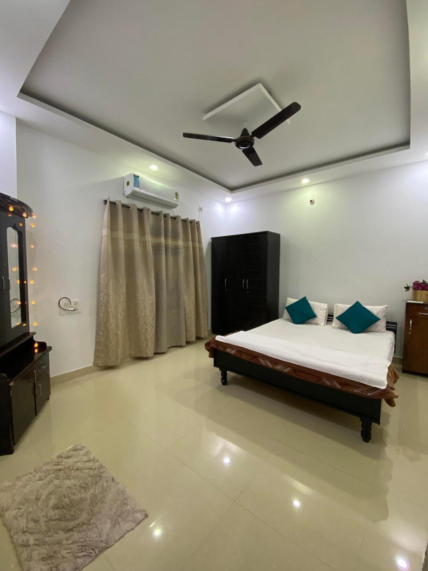 Srt Homely With Amenities Apartment Hyderabad