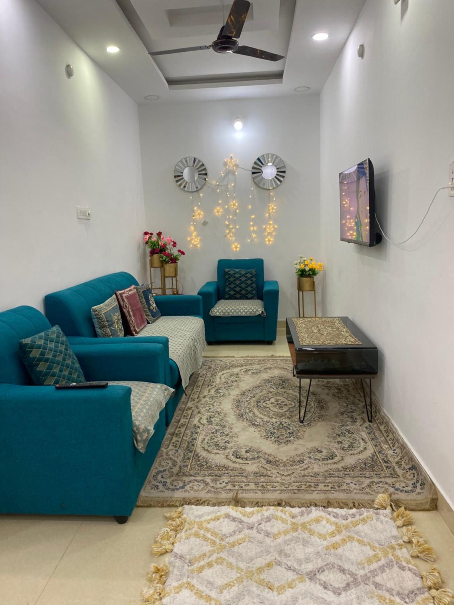 Srt Homely With Amenities
